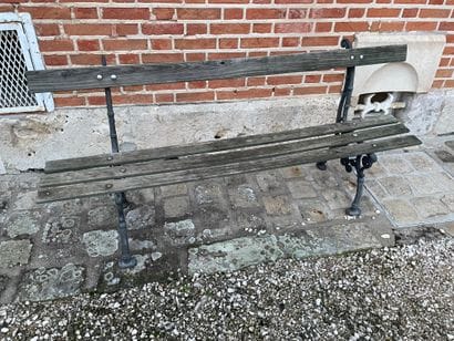 Pair of garden benches with metal legs
End...