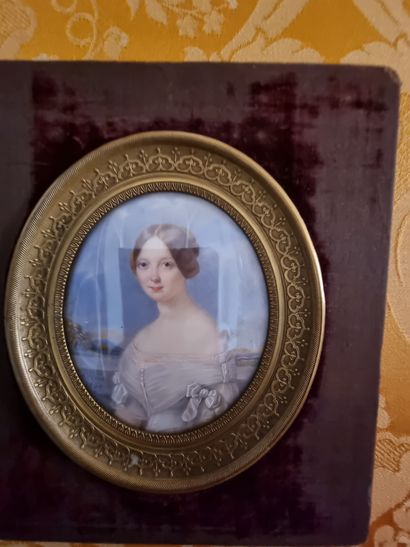 LOZEE (Actif en 1850)
Portrait of a woman...