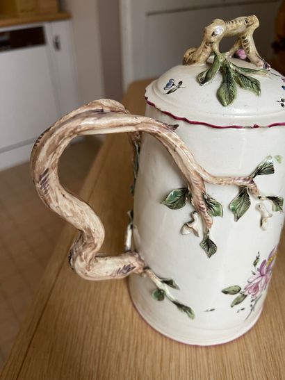 BOCH LUXEMBOURG
Covered fine earthenware...