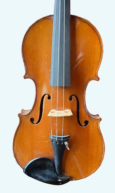 Violin made in Mirecourt, label Nicolas Bertholini,...