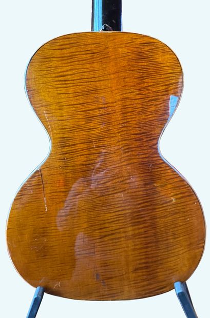 Russian guitar with seven strings, various...