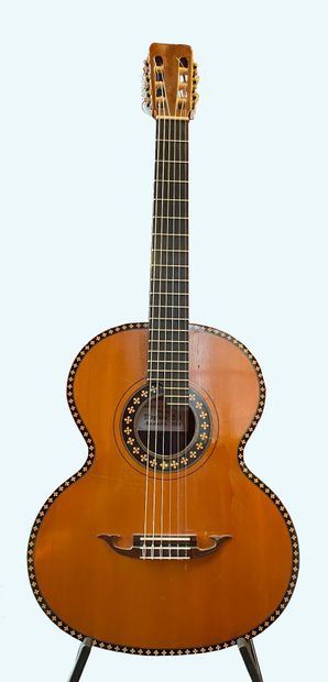 Russian guitar made by Alexander Momot in...