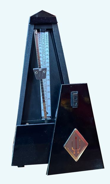 Wooden metronome from Wittner
Expert : Gilles...