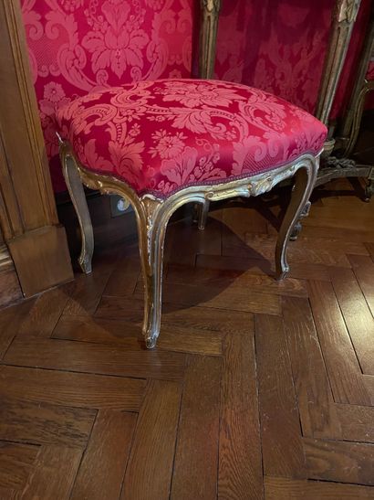 Pair of stools in carved and gilded wood
Louis...