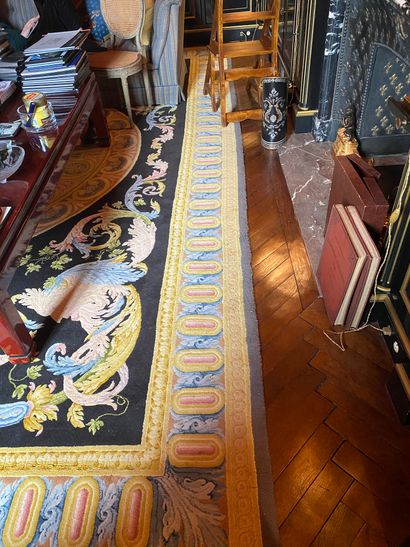 Carpet in the taste of the Savonnerie with...