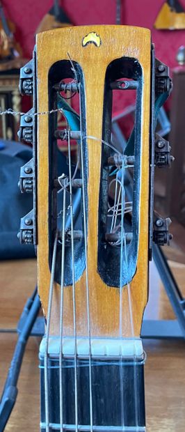 Russian guitar, seven strings, rosewood veneer...