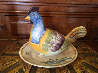 ITALIE
Small covered earthenware terrine...
