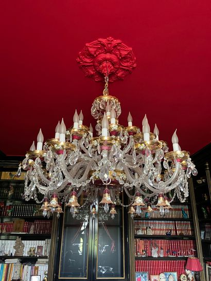 Important chandelier with thirty-six arms...