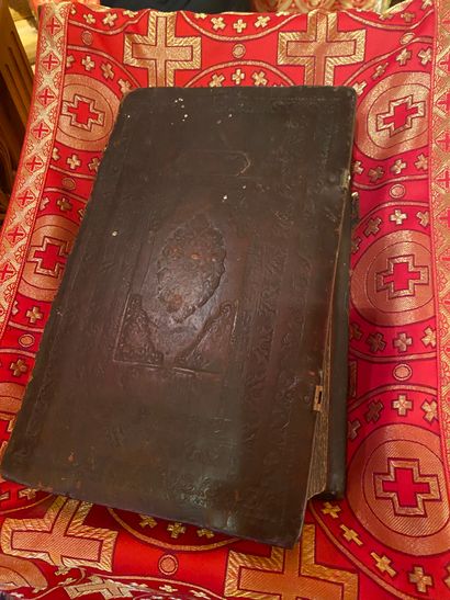 Prayer book in Slavonic
Bound in black leather
Russia,...