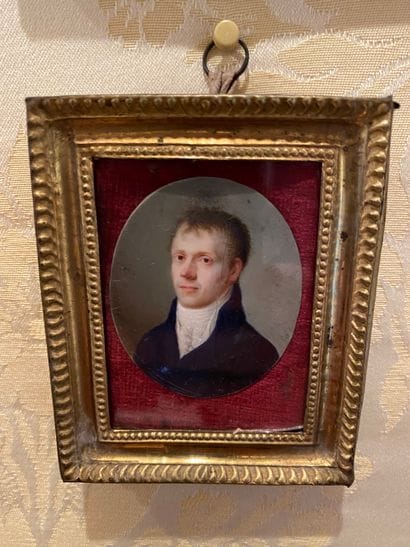 
Lot of 2 miniatures of split man, one octagonal

XIXth...