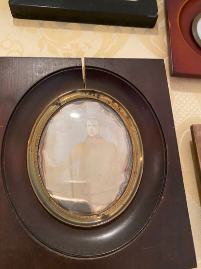 
Set of 3 daguerreotypes, in blackened wood...