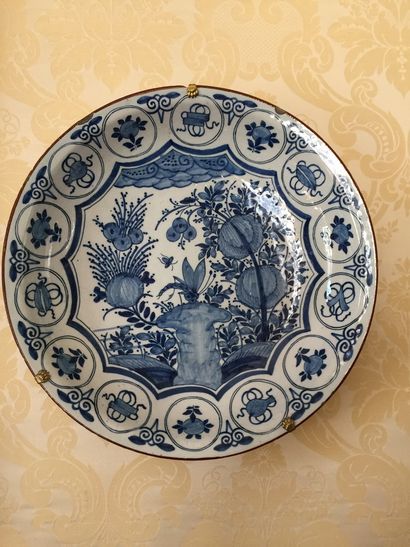 DELFT
Pair of large round earthenware cups...