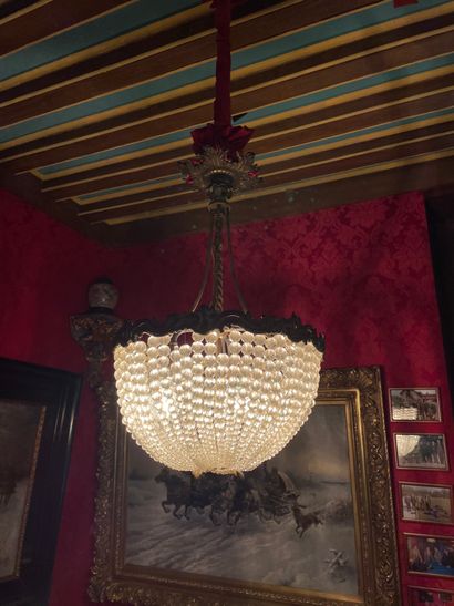 Small basket chandelier
In gilt bronze and...