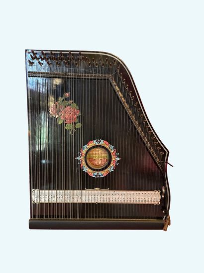 Viennese chromatic zither, early 20th century,...