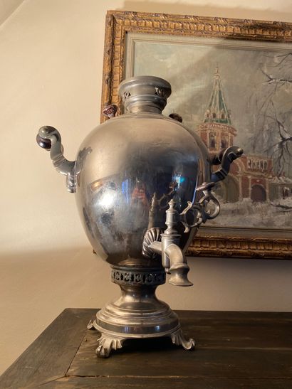 Samovar in metal of ovoid form
Russia, Soviet...
