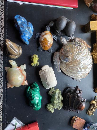 Set of eleven sculpted turtles or toads
Various...