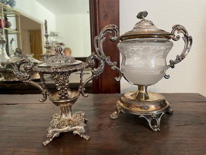 Mounting of mustard pot
In silver 950°/°°
Resting...