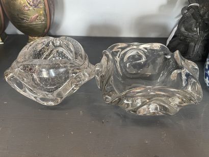 Two ashtrays
In molded glass, one bubble...