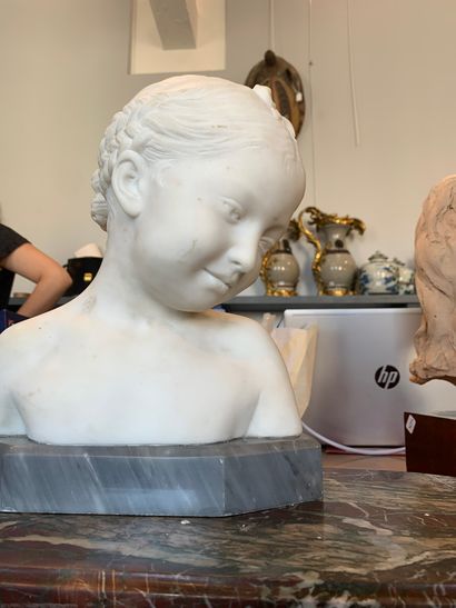 
French school of the end of the XIXth century

Bust...