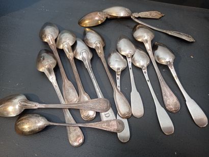 Foreign silver lot 835°/°° and 950°/°° comprising
Salt,...