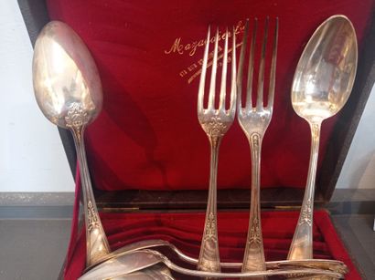 Part of menagere
In silver 950°/°° including...