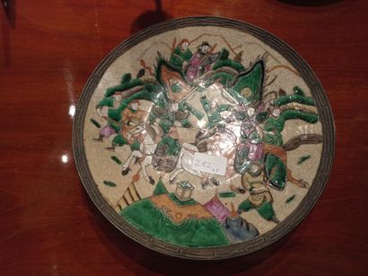 CHINE - Canton, vers 1900

Two polychrome...