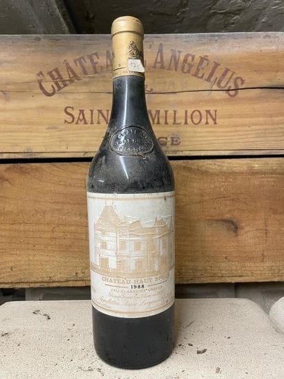 1 Blle (red) Château Haut Brion, 1988 1er...