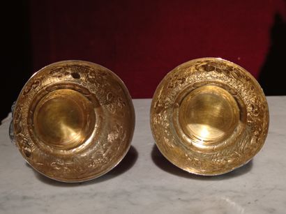 Box forming goblets
In foreign silver superior...