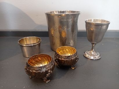Lot in silver 950 °/°° including
A timbale,...