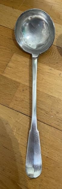 Ladle
In old silver 950°/°°
Uniplat model...