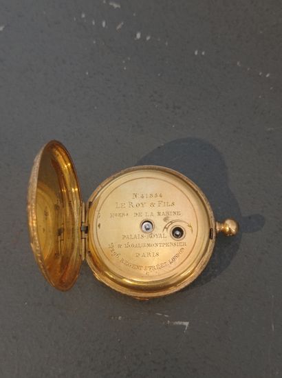 Pocket watch In gold 750°/°°
White enamelled...