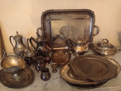 Lot of silver plated metal including
Tea...