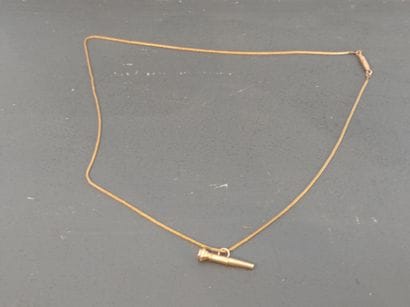 Chain
In gold 750°/°°
A watch key pendant...