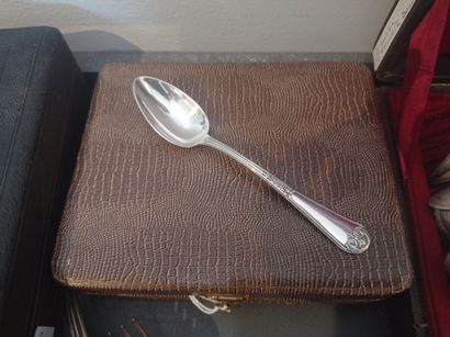 Part of menagere
In silver 950°/°° including...