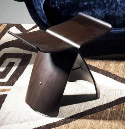 Sori YANAGI et Tendo MOKKO co. Ltd (éditeur)
Tabouret...