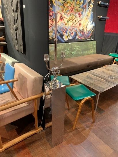 
Pied de lampe en inox à deux bras de lumière...
