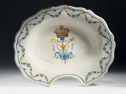 Dish with beard in earthenware with contoured...
