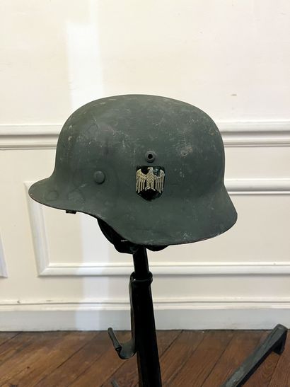 German helmet, Heer, model 1935.
Stahlhelm...