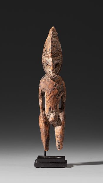 STATUETTE, RIVIÈRE KERAM, PAPOUASIE-NOUVELLE-GUINÉE
Bois
H....