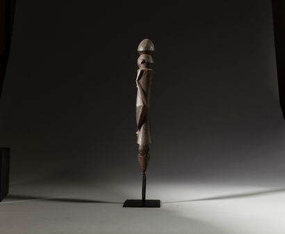 Statuette Chamba
Nigeria
Bois, métal
H. 40...