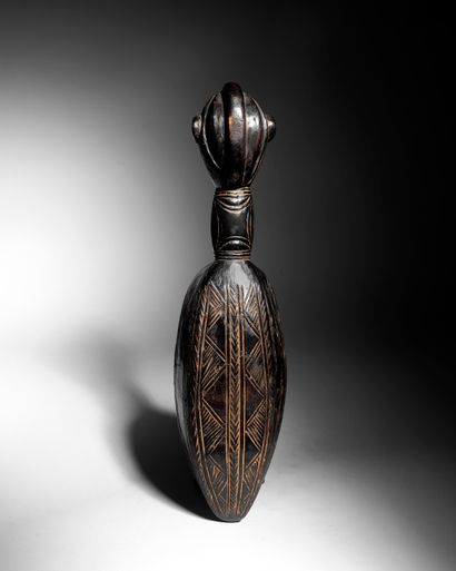 Cuillère Dan, Côte d'Ivoire
Bois
H. 56 cm

Provenance...