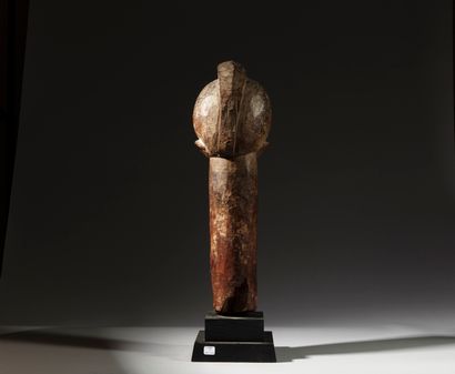 Tête Lobi, Burkina Faso
Bois
H. 57 cm

Provenance...