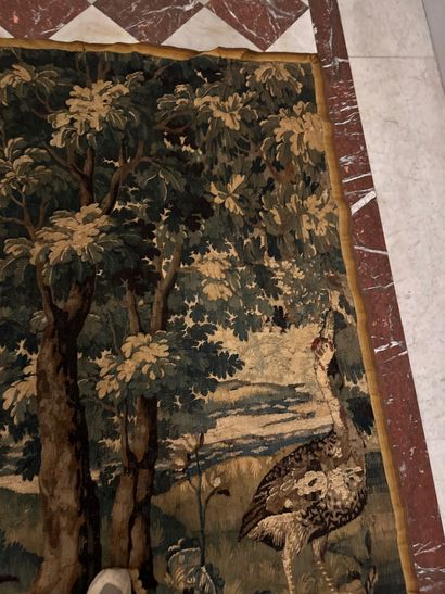 Tapestry
Greenery with a bird
In polychrome...