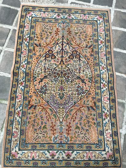 Lot de six tapis