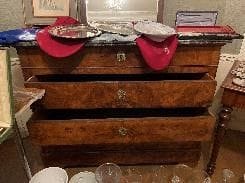 Importante commode
En placage de bois de...