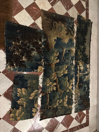Set of four fragments of tapestry
Greenery
In...