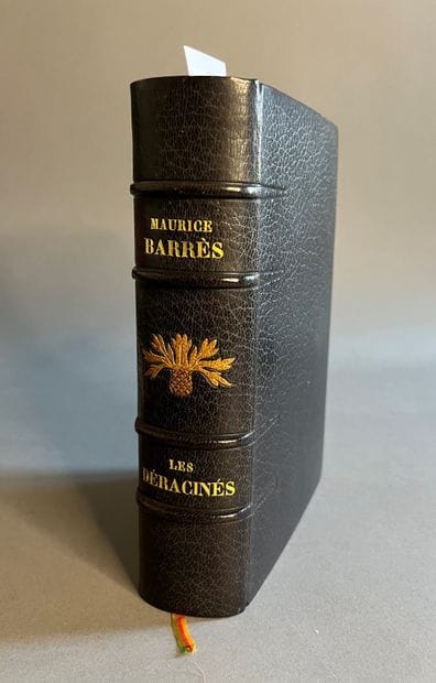 BARRÈS (Maurice).
♦ Les Déracinés. Paris,...