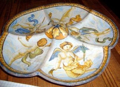 Trois amandiers. En porcelaine de Limoges....