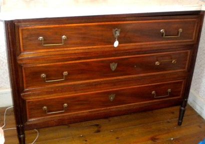 Commode droite en acajou et baguettes de...
