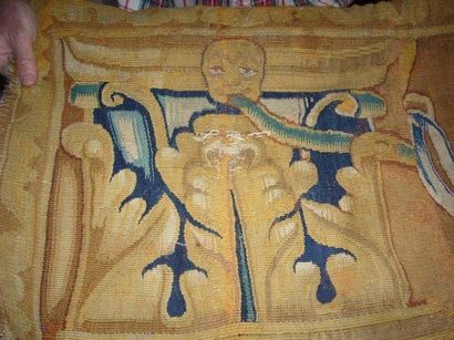 Partie de bordure de tapisserie en laine....